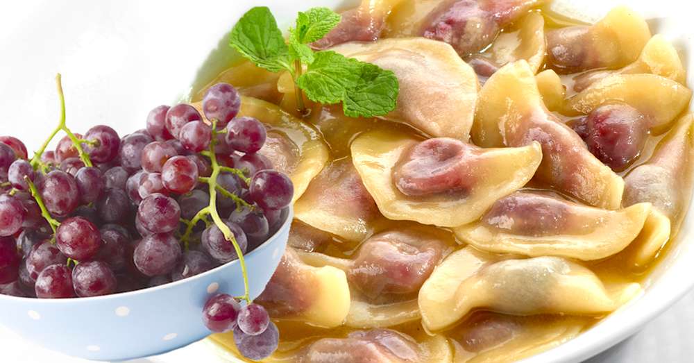 Przepis na pierogi z winogronami /  Pierogi
