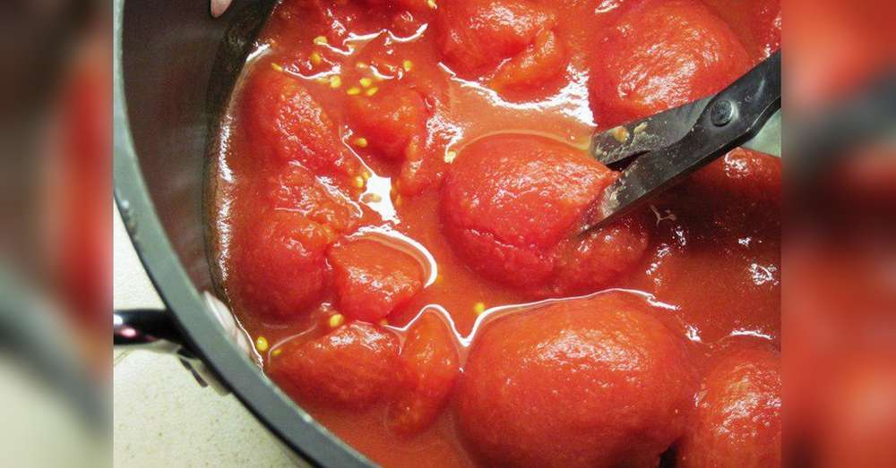Lekarz ostrzega Nie jeść pomidorów ze skórą! Nie umieszczaj pomidorów w jednym opakowaniu z chlebem lub serem ...  /  Kuchnia