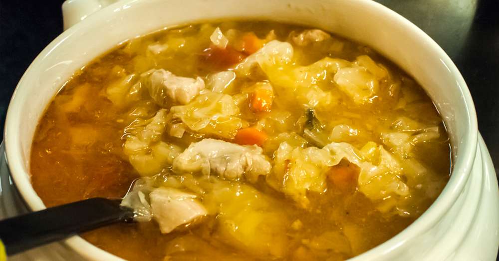 Рецепт супу з курячих гребінців /  курка