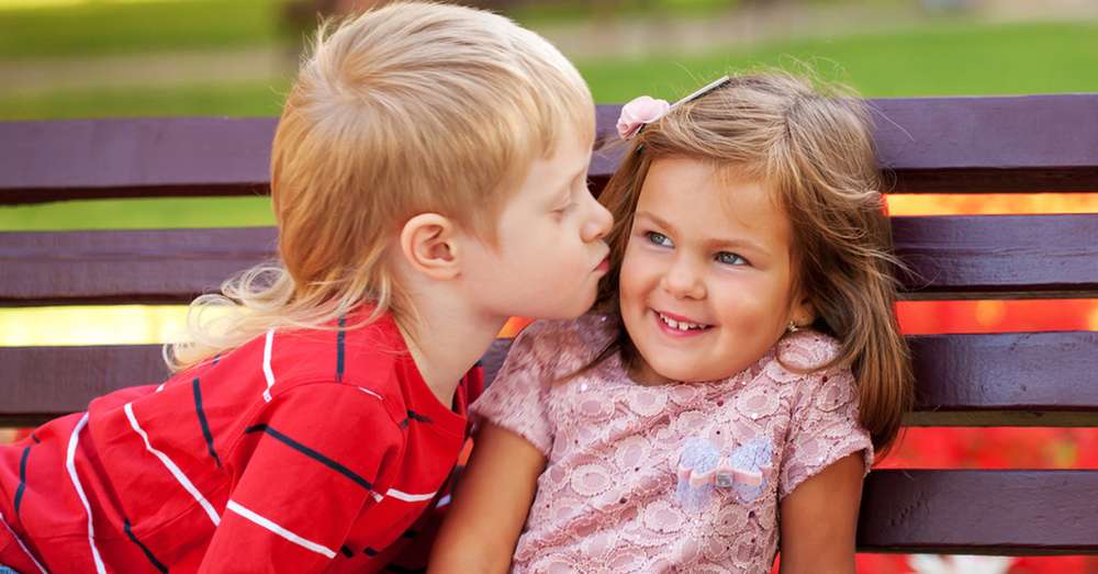 Vaš dječak uopće nije sladak kad se uspe poljubivši svoju kćer! Ako dijete nasilno zagrli i poljubi druge ... /  međusobni odnosi