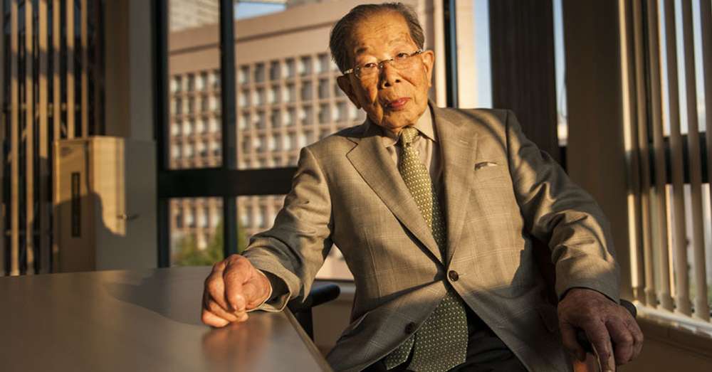 Японський лікар, 105 років громадяночко, вистачить сидіти на дієті і постійно спати! Щоб жити довго ... /  довголіття