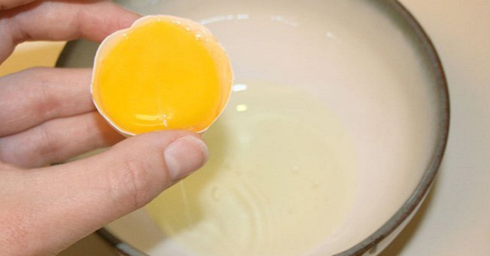 W ten sposób używam białka jajka dla piękna! 7 kroków do perfekcji. /  Kobiety