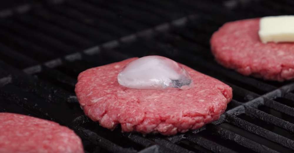 Zato so kuharji postavili 6 domišljijskih trikov za žganje mesa na ledu! /  Grill