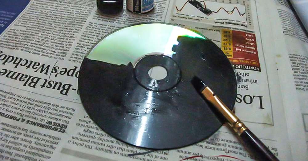 Вона пофарбувала диск в чорний колір. Варто було їй взяти в руки викрутку, як сталося неймовірне! /  Дизайн