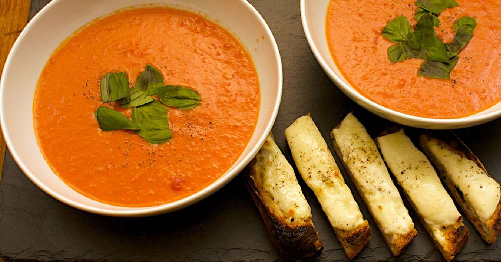 Розкішний томатний суп Pappa al pomodoro. Улюблений рецепт Софі Лорен! /  знаменитості