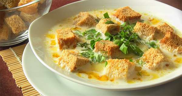 Цей сирний суп зможе приготувати кожен. А за смаком - сама досконалість! /  курка