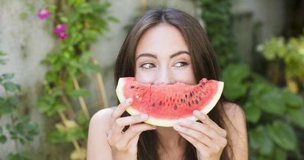 Ako jesť v letnom horúčave 7 výrobkov, ktoré stojí za to venovať pozornosť. /  vodný melón