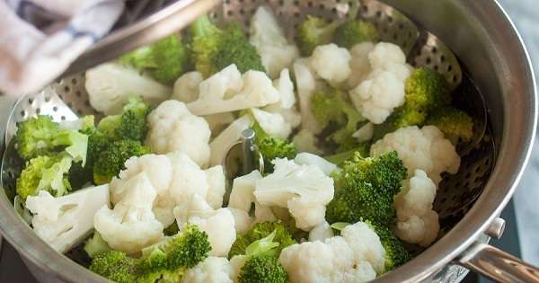 Savjeti od kuhara 7 načina kako bi steamed povrće nevjerojatno za okus. /  brokula
