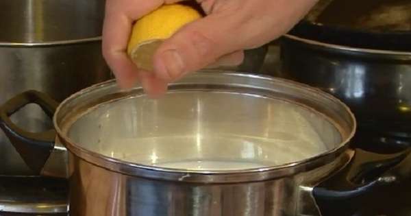 Stravovanie jedenásť rokov je chutný recept na citrónovú tvarohu pre všetkých milovníkov zdravého stravovania. /  citróny