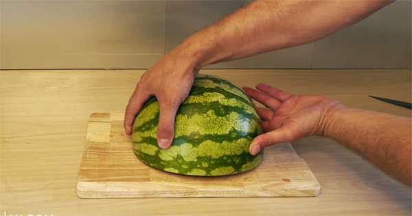 Keď to vidíte, nikdy nebudete melón melón inak! /  vodný melón